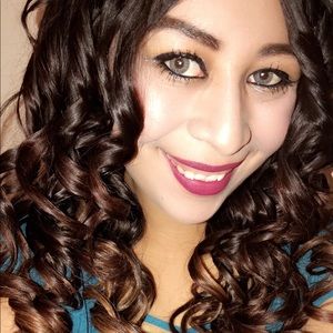 Meet your Posher, Jasmine